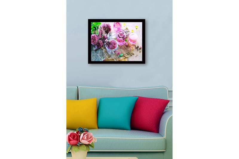Innrammet lerretsbilde i tre - 41x56 cm - Fargerik samling av blomster i glassbeholdere - Rosa / Grønn / Lilla - Innredning - Bilder & kunst