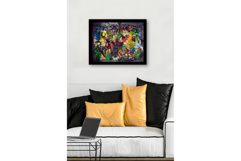 Innrammet lerretsbilde i tre - 41x56 cm - Fargerik samling av høstblader og bær - Grønn / Rød / Gul - Innredning - Bilder & kunst