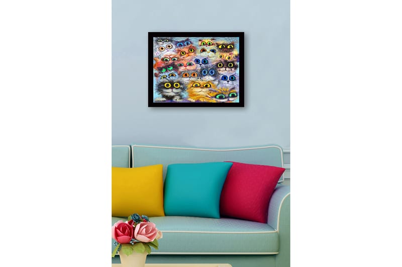 Innrammet lerretsbilde i tre - 41x56 cm - Fargerik samling av kattefjes med store øyne - Oransje / Svart / Blå - Innredning - Bilder & kunst