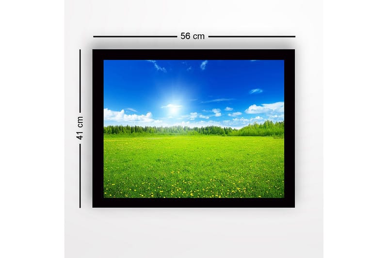 Innrammet lerretsbilde i tre - 41x56 cm - Grønn eng under en klar blå himmel med hvite skyer - Grønn / Blå / Hvit - Innredning - Bilder & kunst