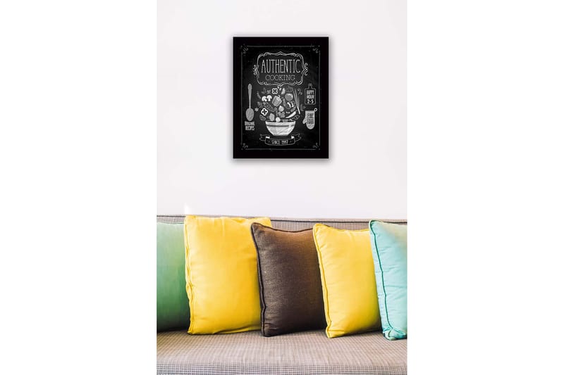 Innrammet lerretsbilde i tre - 41x56 cm - Kjøkkenskilt med en bolle fylt med grønnsaker og kjøkkenutstyr - Hvit / Svart - Innredning - Bilder & kunst