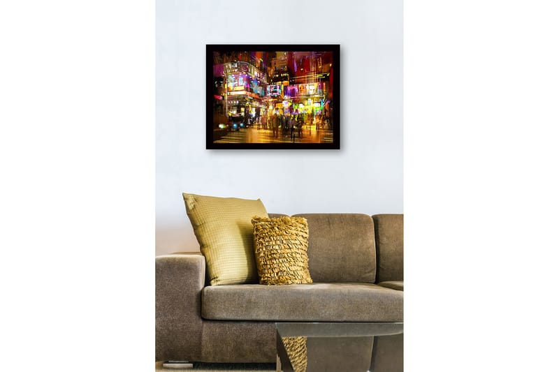 Innrammet lerretsbilde i tre - 41x56 cm - Livlig byscene med neonlys og mennesker i bevegelse - Lilla / Gul / Oransje - Innredning - Bilder & kunst