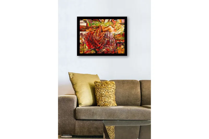 Innrammet lerretsbilde i tre - 41x56 cm - Sensuell kvinne i fargerik kjole hviler på en sofa - Rød / Gul / Grønn - Innredning - Bilder & kunst