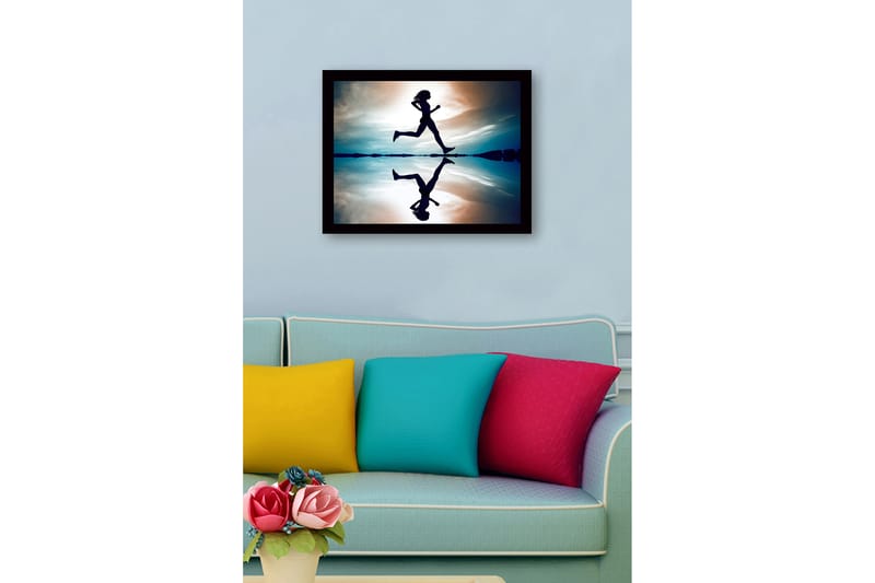 Innrammet lerretsbilde i tre - 41x56 cm - Silhuett av en løper i bevegelse over en speillignende overflate - Mørk blå / Oransje / Lys blå - Innredning - Bilder & kunst