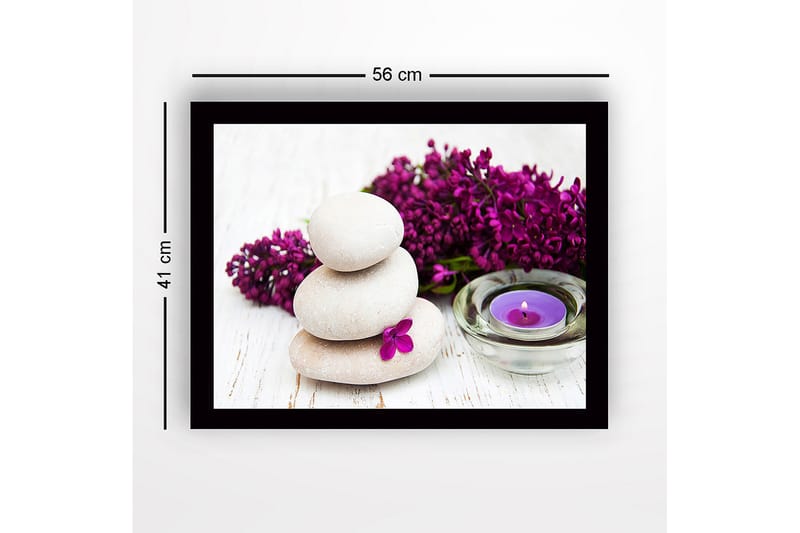 Innrammet lerretsbilde i tre - 41x56 cm - Steinrøys med lilla blomster og et duftlys - Lys grå / Lilla / Grønn - Innredning - Bilder & kunst