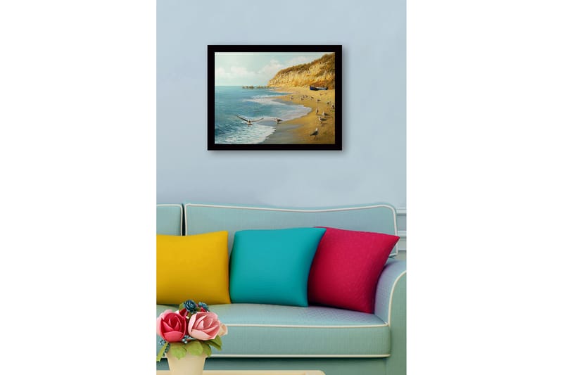 Innrammet lerretsbilde i tre - 41x56 cm - Strandlandskap med måker og en båt på kysten - Blå / Beige / Grønn - Innredning - Bilder & kunst