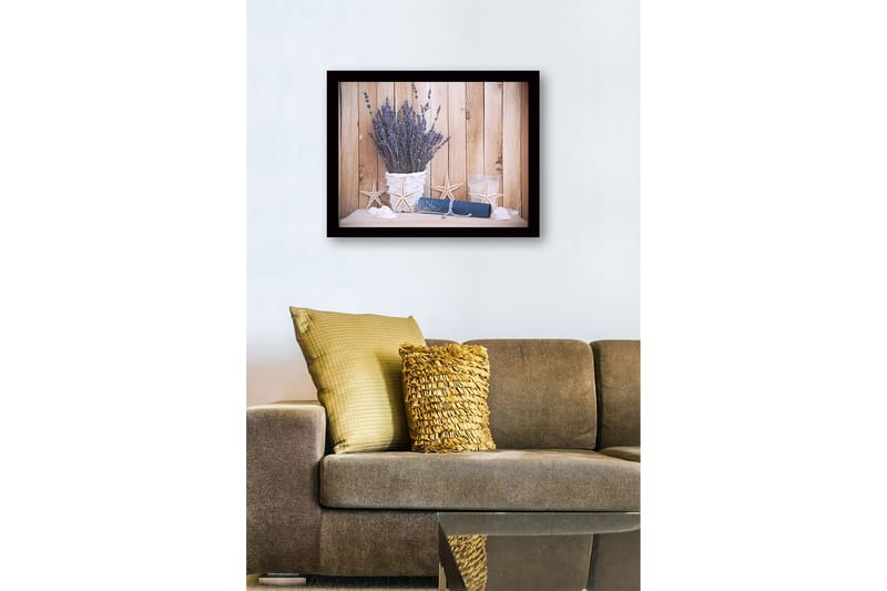 Innrammet lerretsbilde i tre - 41x56 cm - Tørket lavendel i en hvit kurv med sjøstjerner og en papirrull - Lilla / Hvit / Blå - Innredning - Bilder & kunst