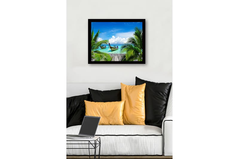 Innrammet lerretsbilde i tre - 41x56 cm - Tropisk strand med båter og palmer - Turkis / Grønn / Blå - Innredning - Bilder & kunst