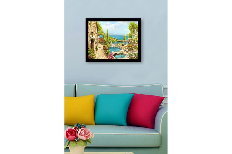 Innrammet lerretsbilde i tre - 41x56 cm - Vakker hage med blomsteroppsatser og en rolig vannflate - Grønn / Rosa / Blå - Innredning - Bilder & kunst