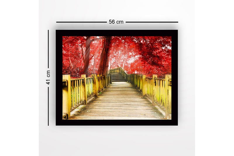 Innrammet lerretsbilde i tre - 41x56 cm - Vakker trebro omgitt av røde trær i høstlige omgivelser - Rød / Gul / Brun - Innredning - Bilder & kunst