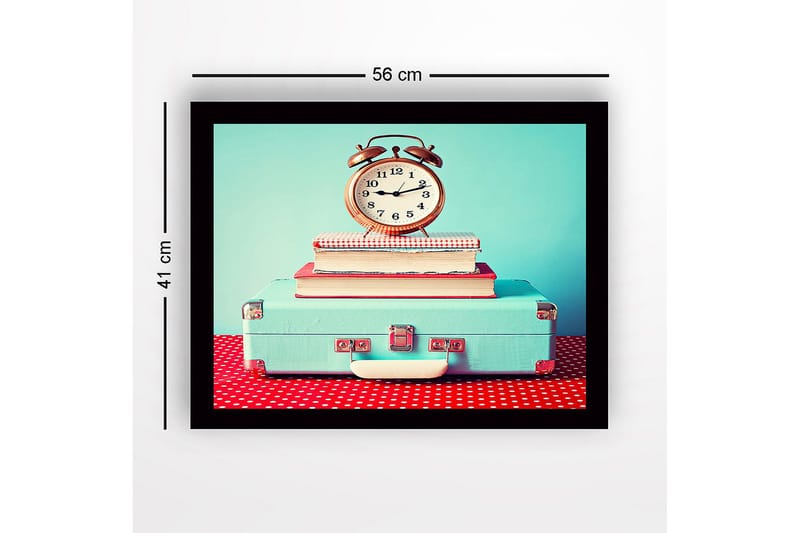 Innrammet lerretsbilde i tre - 41x56 cm - Vintage klokke på stablede bøker oppå en koffert - Turkis / Rød / Hvit - Innredning - Bilder & kunst