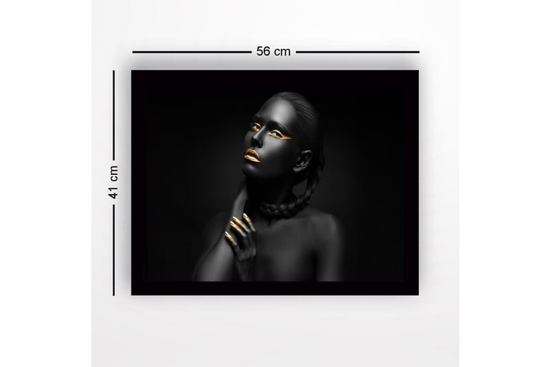 Innrammet lerretsbilde i tre - 41x56 cm - Portrett av en kvinne med svart hud og gylne detaljer - Svart / Gull - Innredning - Bilder & kunst