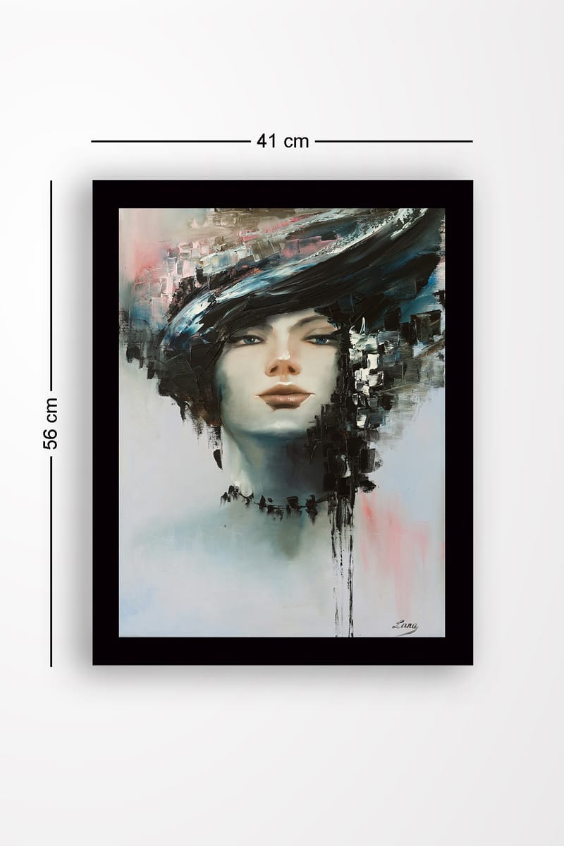 Innrammet trelerretsbilde - 41x56 cm - Portrett av en kvinne med dramatisk frisyre - Svart / Hudtone / Lyseblå - Innredning - Bilder & kunst