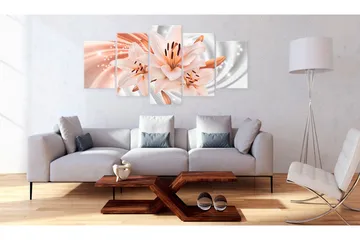 Bilde Coral Lilies 200x100 - Artgeist sp. z o. o. - Innredning - Bilder & kunst - Lerretsbilder