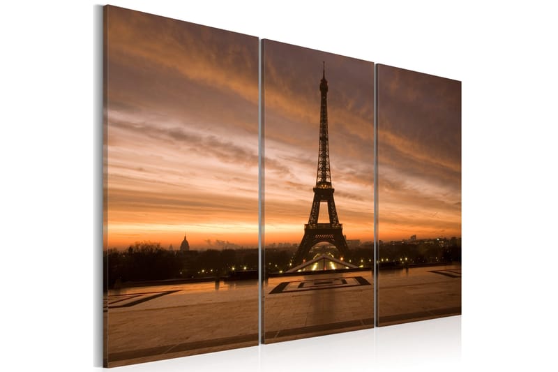 Bilde Eiffel Tower At Dusk 60x40 - Artgeist sp. z o. o. - Innredning - Bilder & kunst - Lerretsbilder