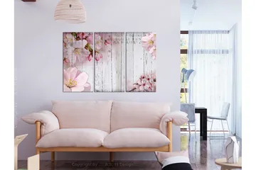 Bilde Flowers On Boards 3 Parts 90x60 - Artgeist sp. z o. o. - Innredning - Bilder & kunst - Lerretsbilder