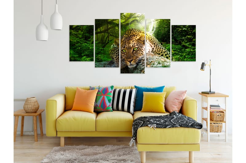 Bilde Leopard Lying 5 Parts Wide Green 100x50 - Artgeist sp. z o. o. - Innredning - Bilder & kunst - Lerretsbilder