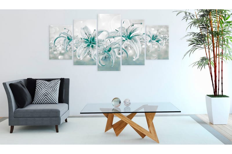 Bilde Sapphire Lilies 200x100 - Artgeist sp. z o. o. - Innredning - Bilder & kunst - Lerretsbilder