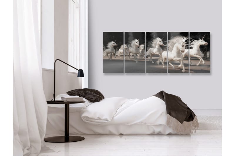 Bilde Unicorns Run 5 Parts Narrow 225x90 - Artgeist sp. z o. o. - Innredning - Bilder & kunst - Lerretsbilder