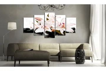 Bilde Zen Stones And Lilies 100x50 - Artgeist sp. z o. o. - Innredning - Bilder & kunst - Lerretsbilder