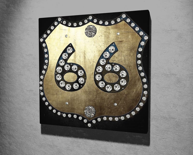 Lerretsbilde 45x45 cm - Gyllent skilt med tallet 66 utsmykket med glitrende steiner - Gull / Svart - Innredning - Bilder & kunst - Lerretsbilder