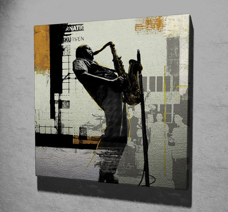 Lerretsbilde 45x45 cm - Jazzmusiker spiller saksofon i et urbant miljø - Svart / Gul / Grå - Innredning - Bilder & kunst - Lerretsbilder
