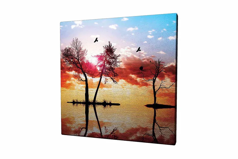 Lerretsbilde 45x45 cm - Silhuetter av trær ved solnedgang med refleksjoner i vannet - Oransje / Rosa / Blå - Innredning - Bilder & kunst - Lerretsbilder