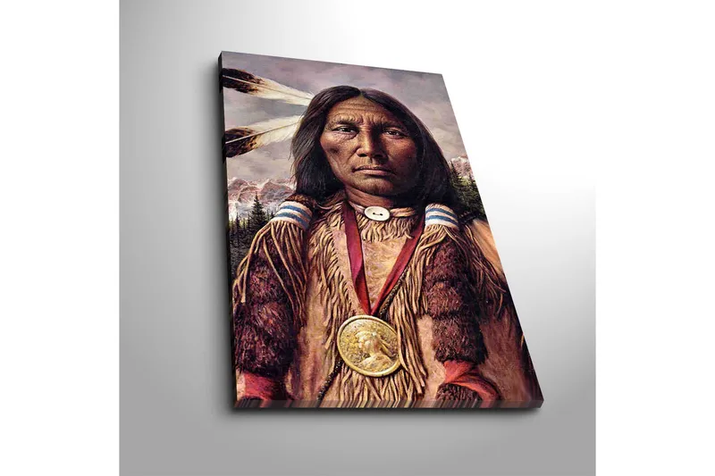 Lerretsbilde 45x70 cm - Portrett av et urfolk med tradisjonelle klær og smykker - Brun / Beige / Svart - Innredning - Bilder & kunst - Lerretsbilder