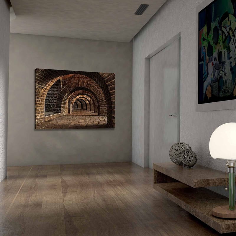 Lerretsbilde 70x100 cm - En serie buer i en gammel steinstruktur som skaper en følelse av dybde og perspektiv - Mørk brun / Grå / Beige - Innredning - Bilder & kunst - Lerretsbilder