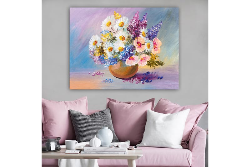Lerretsbilde 70x100 cm - Fargerik blomsterbukett i en keramisk bolle - Hvit / Lilla / Rosa - Innredning - Bilder & kunst - Lerretsbilder