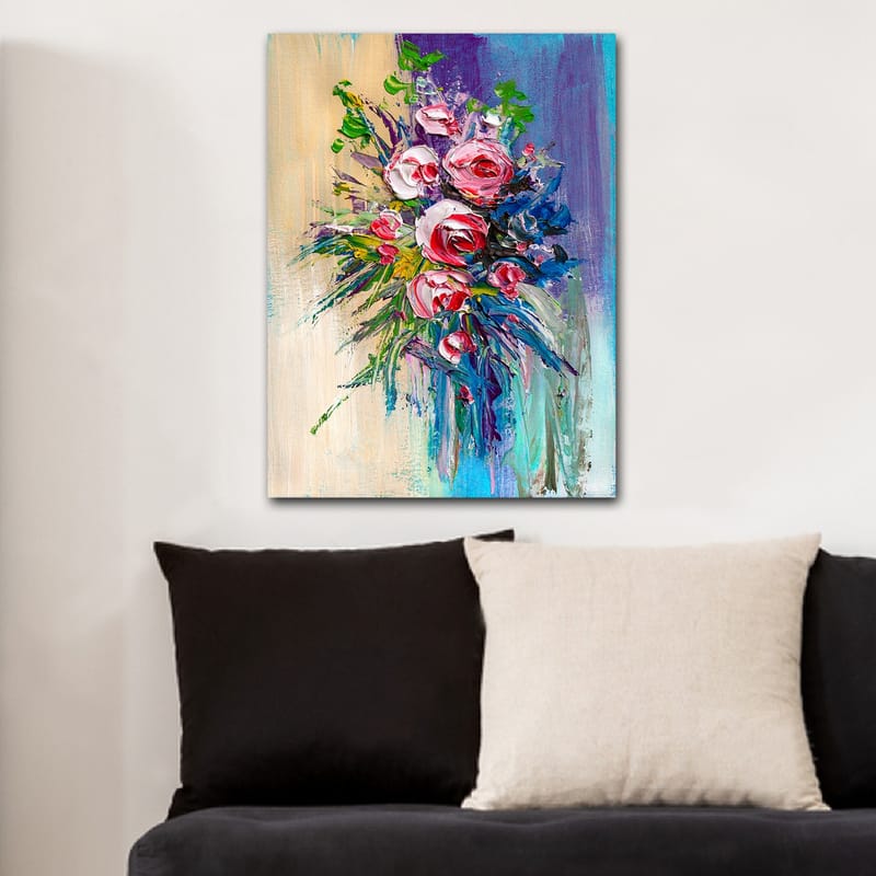 Lerretsbilde 70x100 cm - Fargerik bukett med roser og grønne blader - Rosa / Grønn / Blå - Innredning - Bilder & kunst - Lerretsbilder