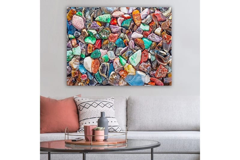 Lerretsbilde 70x100 cm - Fargerik samling av slipte steiner og edelstener - Grønn / Rød / Lilla - Innredning - Bilder & kunst - Lerretsbilder