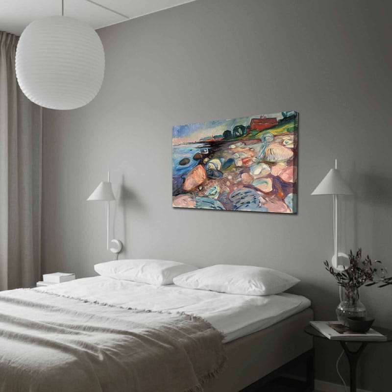 Lerretsbilde 70x100 cm - Fargerik strandscene med steiner og en rød hytte i bakgrunnen, Blå / Rosa / Grønn