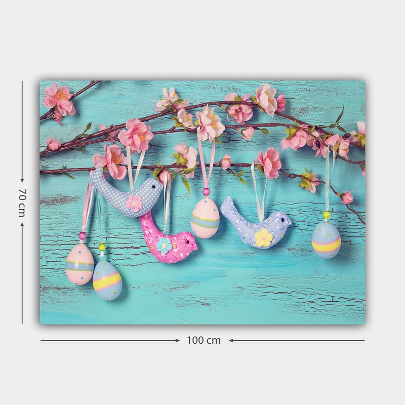 Lerretsbilde 70x100 cm - Fargerike fugler og egg som henger på en gren med blomster - Blå / Rosa / Grønn - Innredning - Bilder & kunst - Lerretsbilder