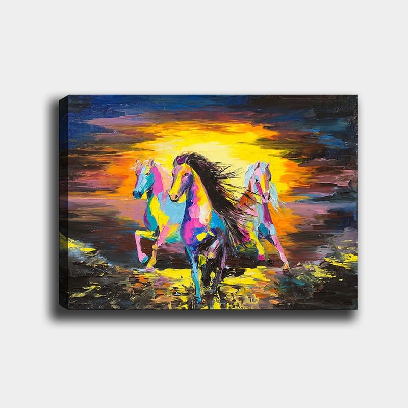 Lerretsbilde 70x100 cm - Fargerike hester som galopperer mot en lys bakgrunn - Rosa / Gul / Blå - Innredning - Bilder & kunst - Lerretsbilder