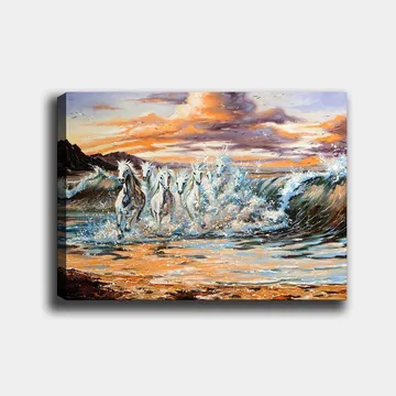 Lerretsbilde 70x100 cm - Fem hvite hester galopperer gjennom bølgene ved solnedgang - Hvit / Blå / Oransje - Innredning - Bilder & kunst - Lerretsbilder