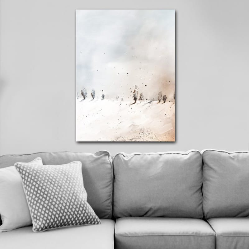 Lerretsbilde 70x100 cm - Fredelig vinterlandskap med snødekte trær i det fjerne, Lys blå / Hvit / Beige