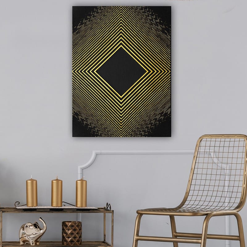 Lerretsbilde 70x100 cm - Geometrisk komposisjon med diagonale linjer som danner en diamant i gull mot svart bakgrunn - Gull / Svart - Innredning - Bilder & kunst - Lerretsbilder