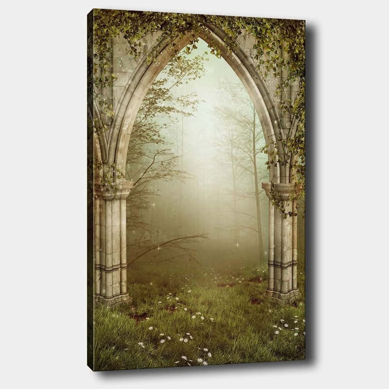 Lerretsbilde 70x100 cm - Gotisk portal omgitt av grøntområder og tåke i et mystisk skogsmiljø, Grå / Grønn / Beige