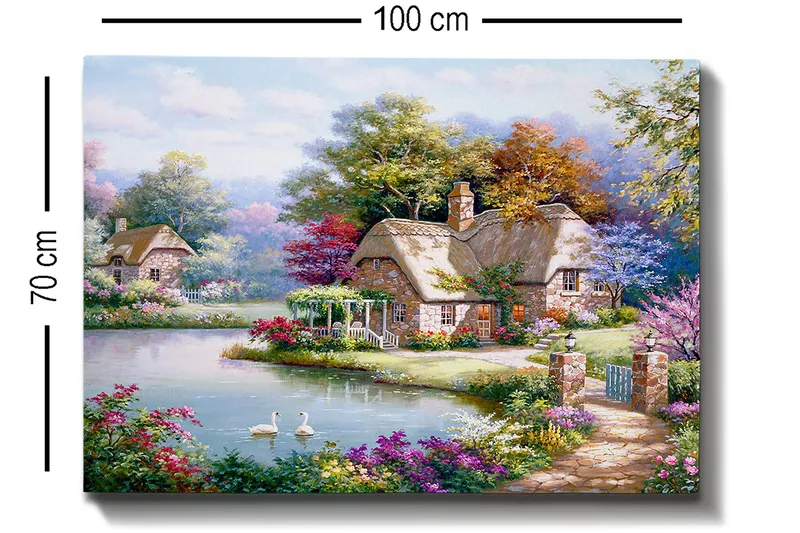 Lerretsbilde 70x100 cm - Idyllisk landskapsmaleri med pittoreske hytter ved en innsjø omgitt av blomstrende trær og busker - Grønn / Rosa / Blå - Innredning - Bilder & kunst - Lerretsbilder