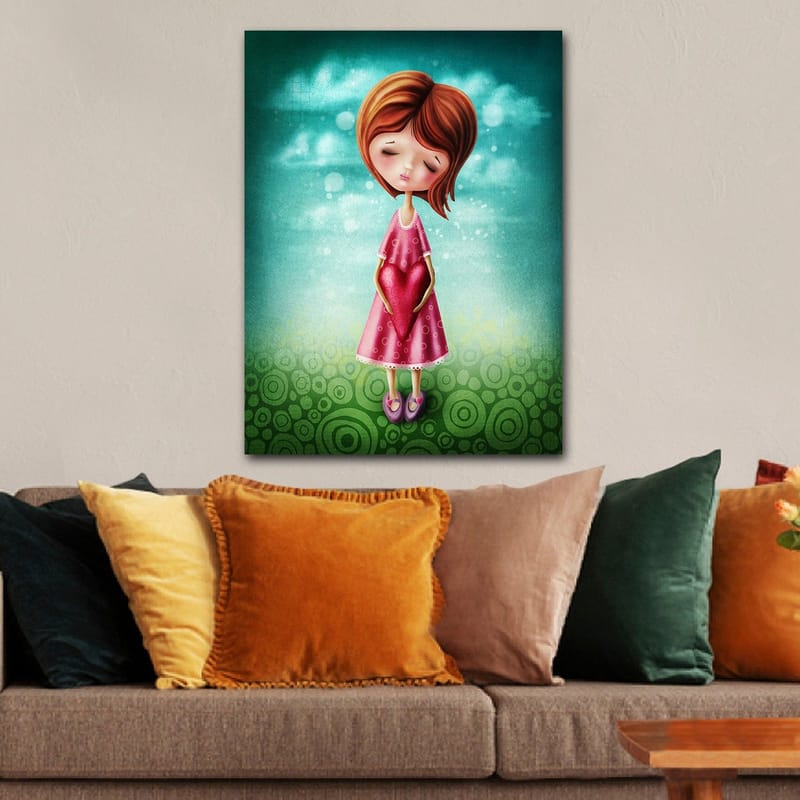 Lerretsbilde 70x100 cm - Jente som holder et stort rødt hjerte foran seg, iført en rosa kjole - Rosa / Rød / Grønn - Innredning - Bilder & kunst - Lerretsbilder