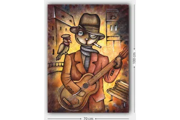 Lerretsbilde 70x100 cm - Kattekledd musiker spiller gitar med en fugl på skulderen i et urbant miljø - Brun / Oransje / Beige - Innredning - Bilder & kunst - Lerretsbilder