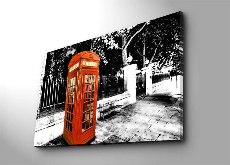 Lerretsbilde 70x100 cm - Klassisk rød telefonkiosk i et svart-hvitt bybilde - Rød / Svart / Hvit - Innredning - Bilder & kunst - Lerretsbilder