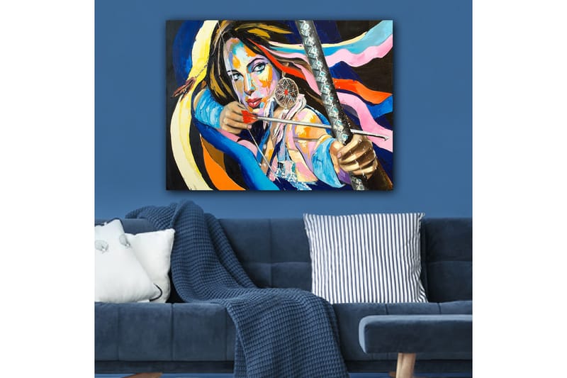 Lerretsbilde 70x100 cm - Kraftig kvinne som setter en sløyfe, omgitt av fargerike bånd - Blå / Rød / Gul - Innredning - Bilder & kunst - Lerretsbilder