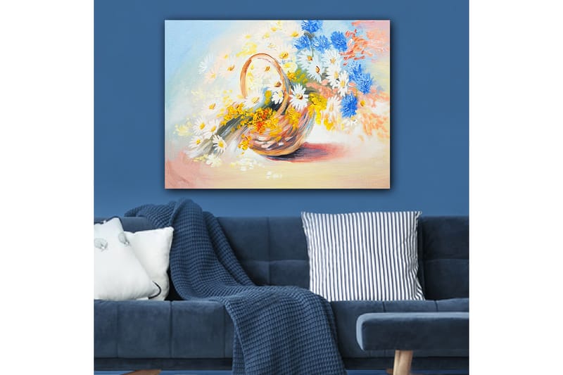 Lerretsbilde 70x100 cm - Kurv fylt med fargerike blomster - Blå / Hvit / Gul - Innredning - Bilder & kunst - Lerretsbilder