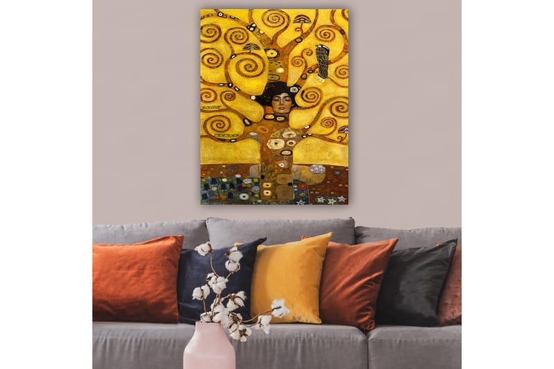 Lerretsbilde 70x100 cm - Kvinne med lukkede øyne omgitt av spinnende, gylne grener og symbolske elementer - Gull / Brun / Svart - Innredning - Bilder & kunst - Lerretsbilder