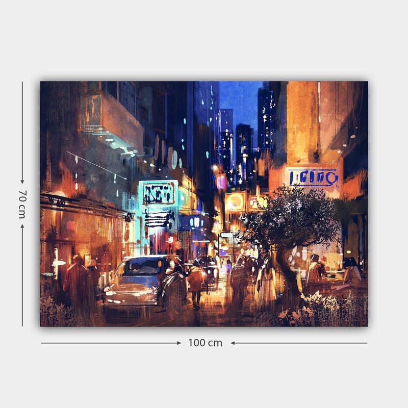 Lerretsbilde 70x100 cm - Livlig bybilde med biler og mennesker som beveger seg gjennom en nattlig gate, omgitt av neonskilt og høye bygninger - Mørk blå / Oransje / Grønn - Innredning - Bilder & kunst - Lerretsbilder