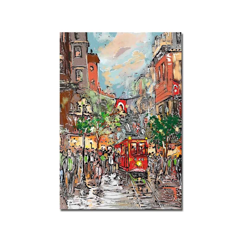 Lerretsbilde 70x100 cm - Livlig bybilde med en rød trikk som kjører gjennom en regnfull gate, omgitt av mennesker og trær - Rød / Grønn / Brun - Innredning - Bilder & kunst - Lerretsbilder