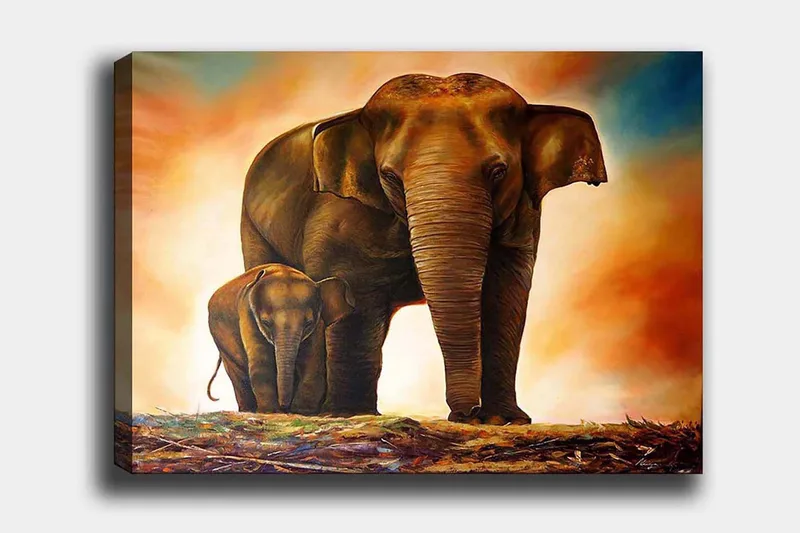 Lerretsbilde 70x100 cm - Majestetisk elefant med kalven sin i et varmt og fargerikt miljø, Brun / Oransje / Beige