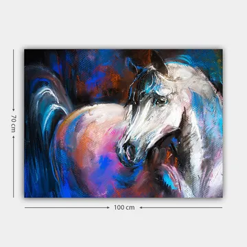 Lerretsbilde 70x100 cm - Majestetisk hvit hest med fargerike detaljer i bakgrunnen - Hvit / Blå / Rosa - Innredning - Bilder & kunst - Lerretsbilder